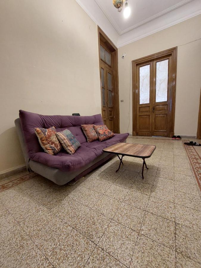 Room No5 A Private Room With Balcony For Men Only And No Ladies Allowed غرفة خاصة للرجال فقط ممنوع السيدات Alexandria Exterior photo